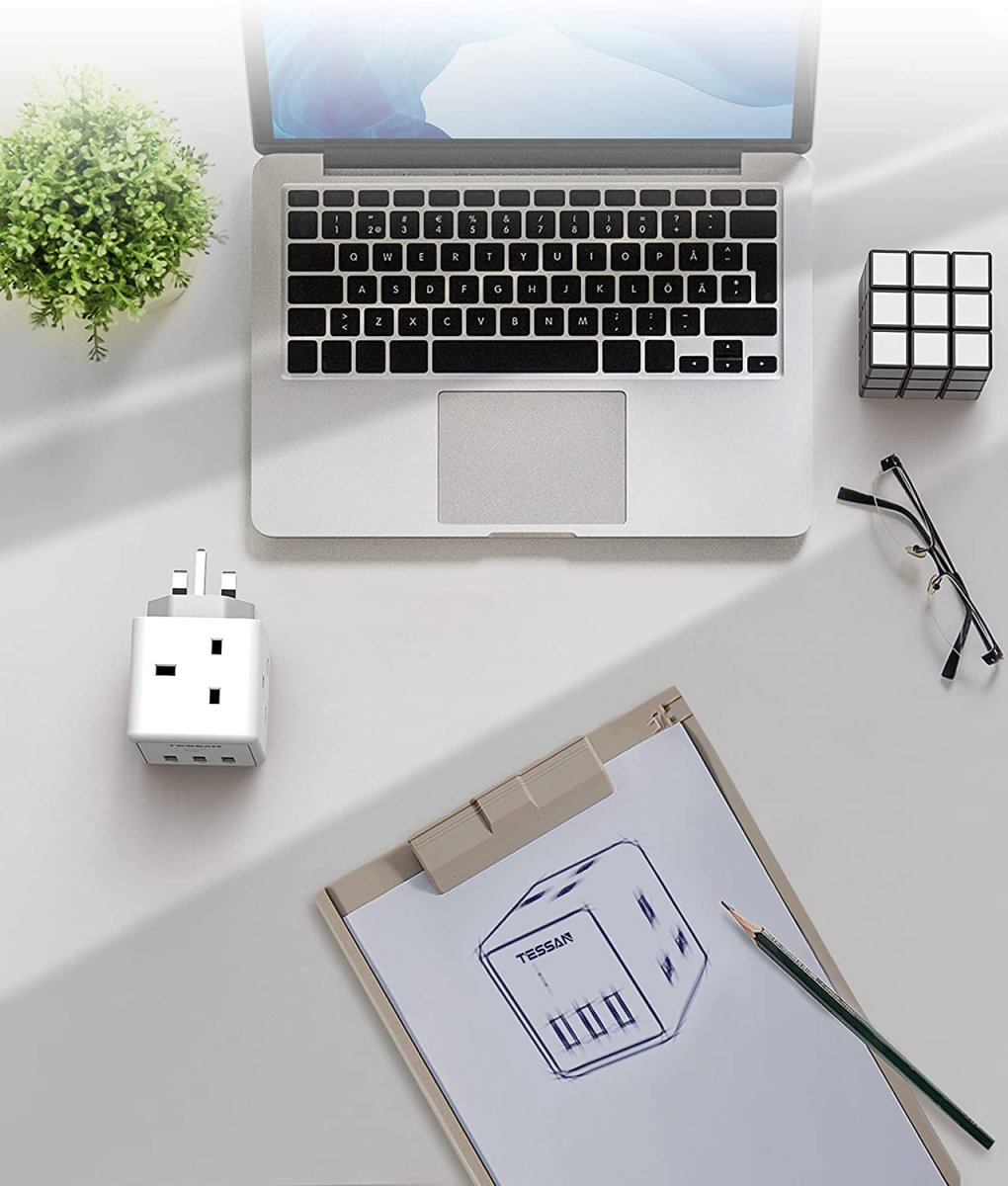 TESSAN UK/UAE/KSA 5 in 1 Cube Wall Plug Extension with 2 AC Sockets and 3 USB Ports